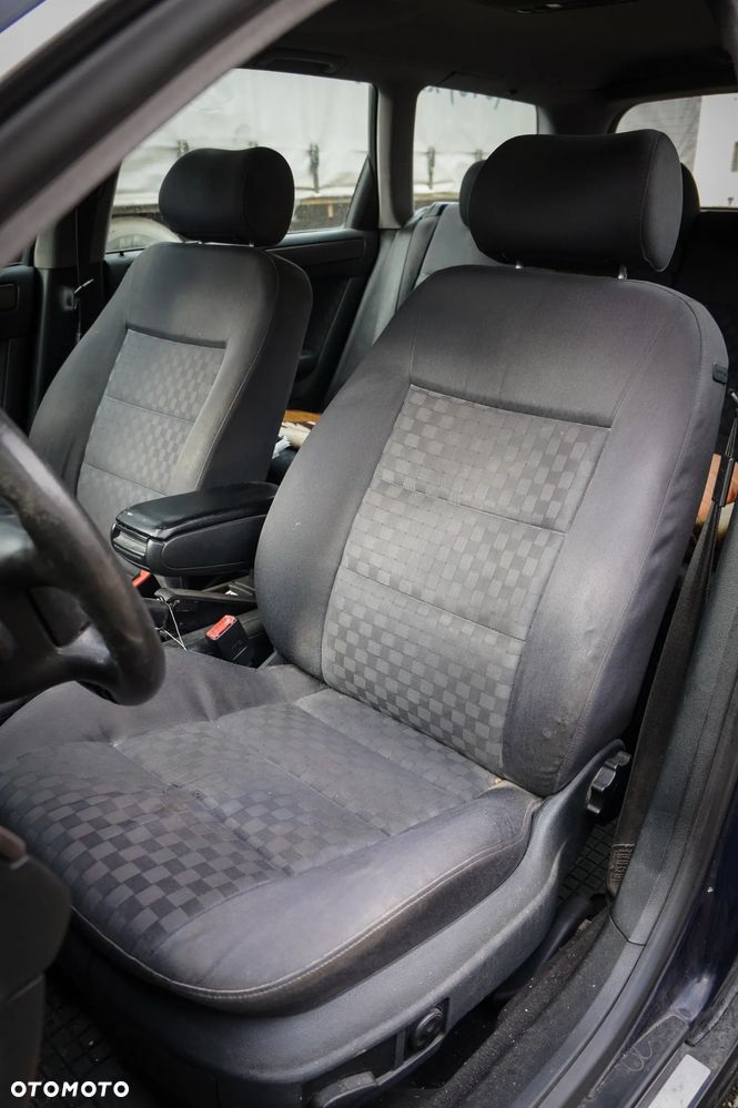 Audi A6 Avant 2.5 TDI - 9