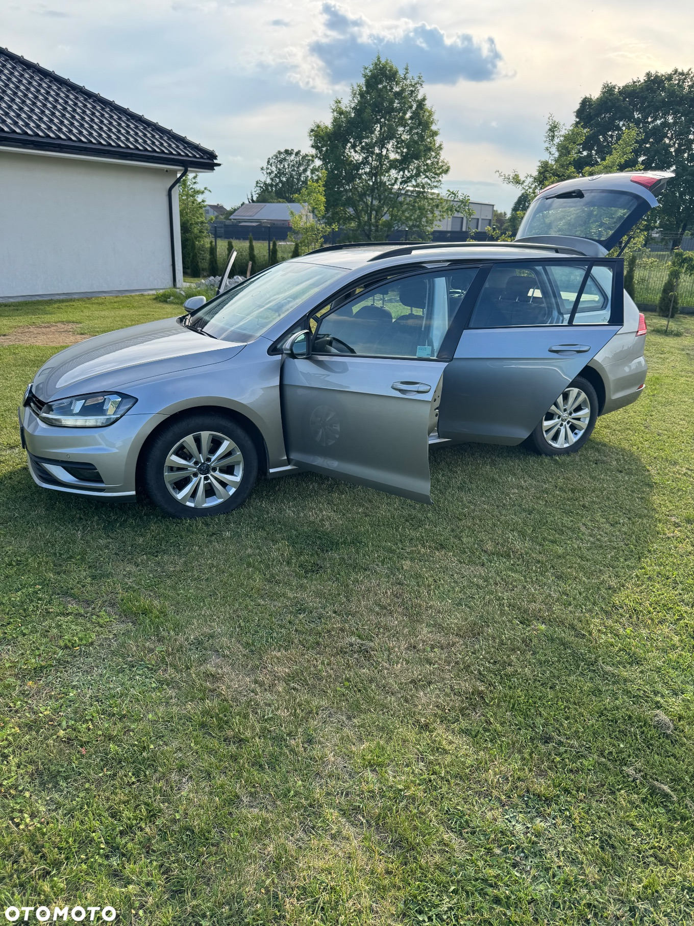 Volkswagen Golf VII 1.6 TDI BMT Comfortline - 25