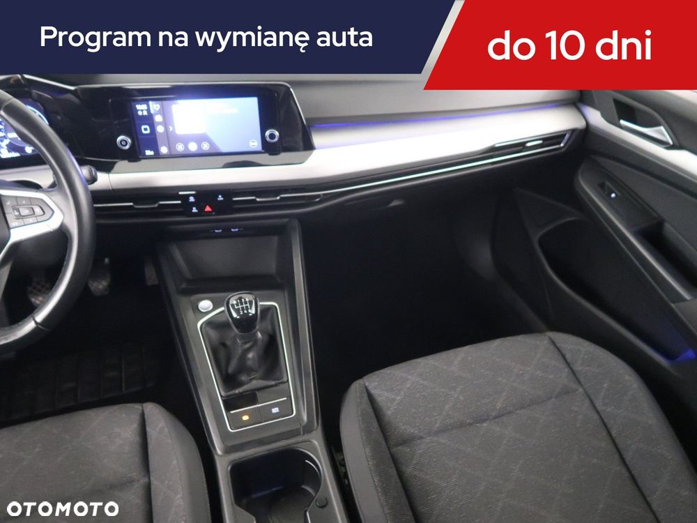 Volkswagen Golf - 10