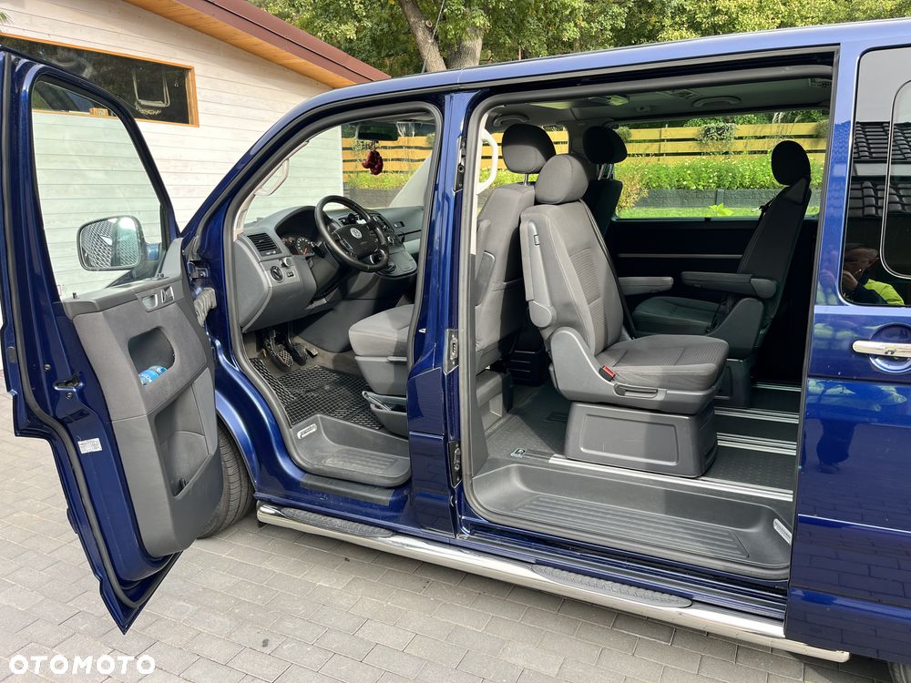 Volkswagen Multivan - 7