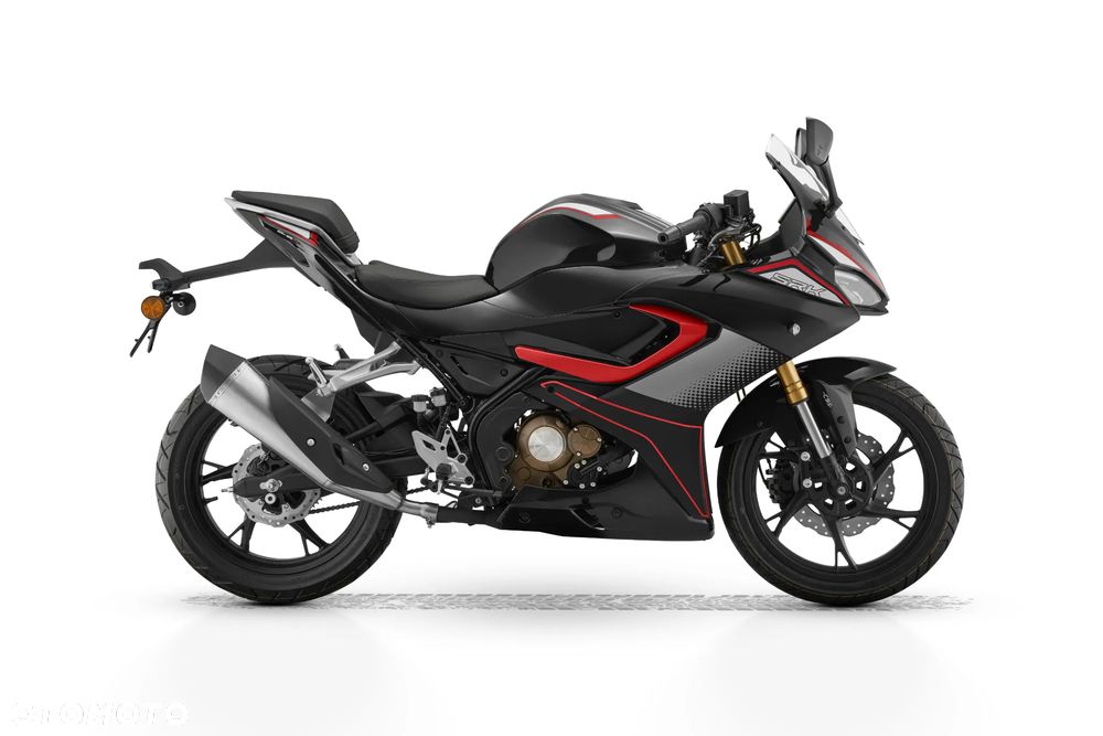 QJMOTOR SRK 125R - 25