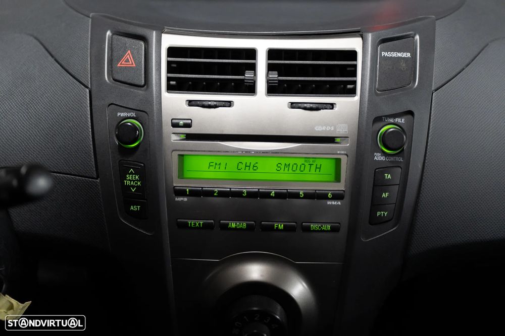 Toyota Yaris 1.0 VVT-i AC - 39