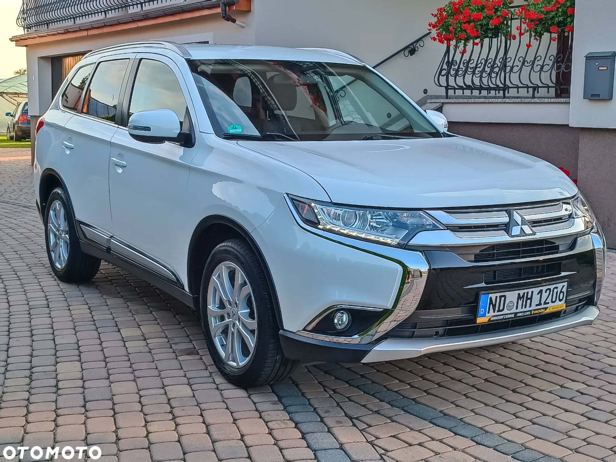 Mitsubishi Outlander 2.0 2WD Edition 100 - 7