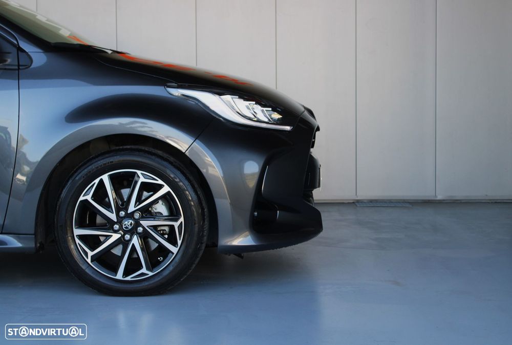 Toyota Yaris 1.5 HDF Comfort Plus - 37