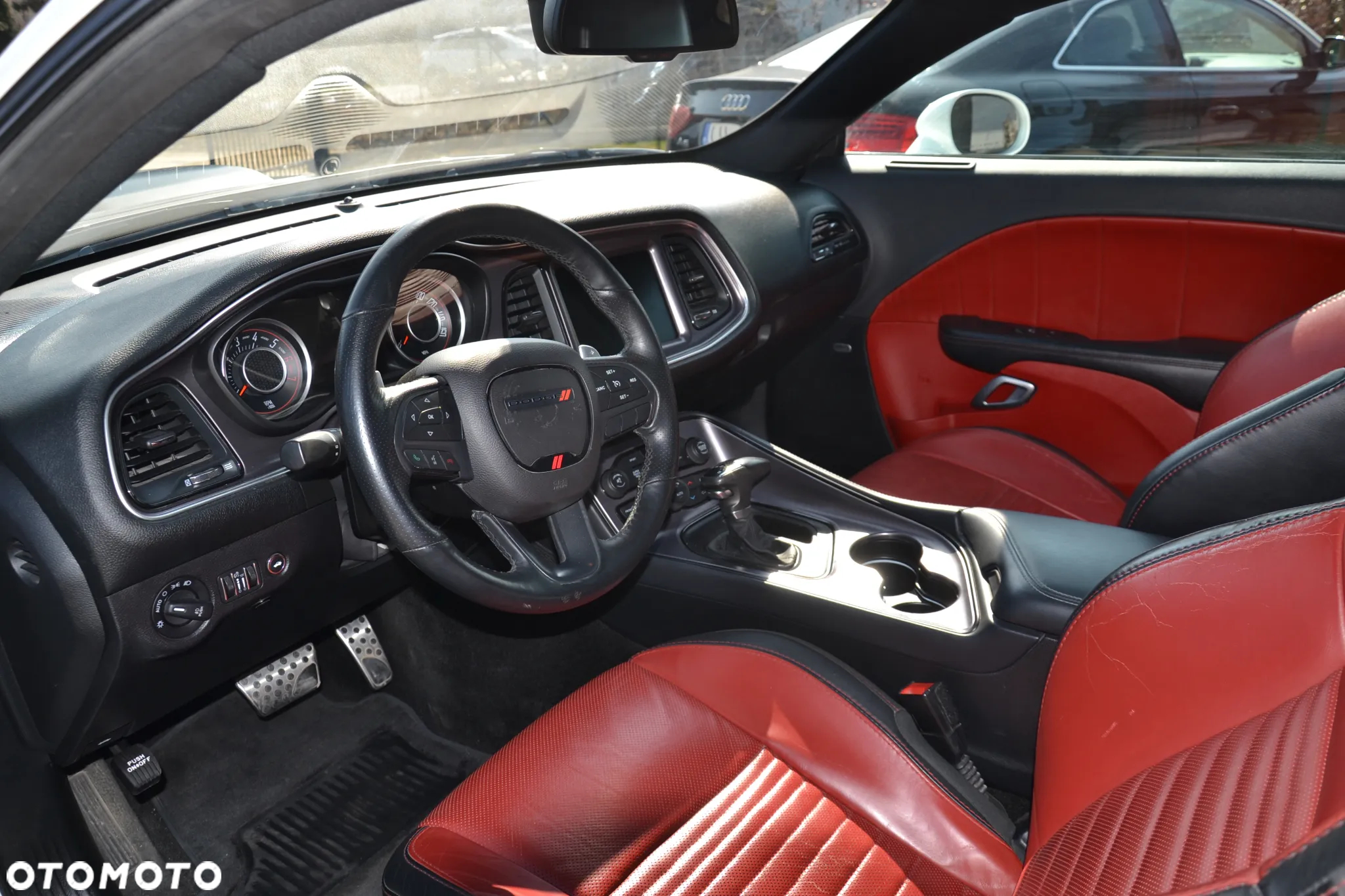 Dodge Challenger 5.7 R/T Shaker - 12