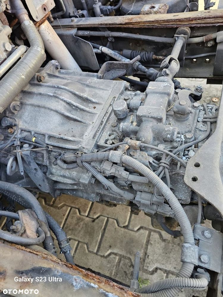 Skrzynia biegów 5 biegowa 3L Mitsubishi Canter 2009r - 1