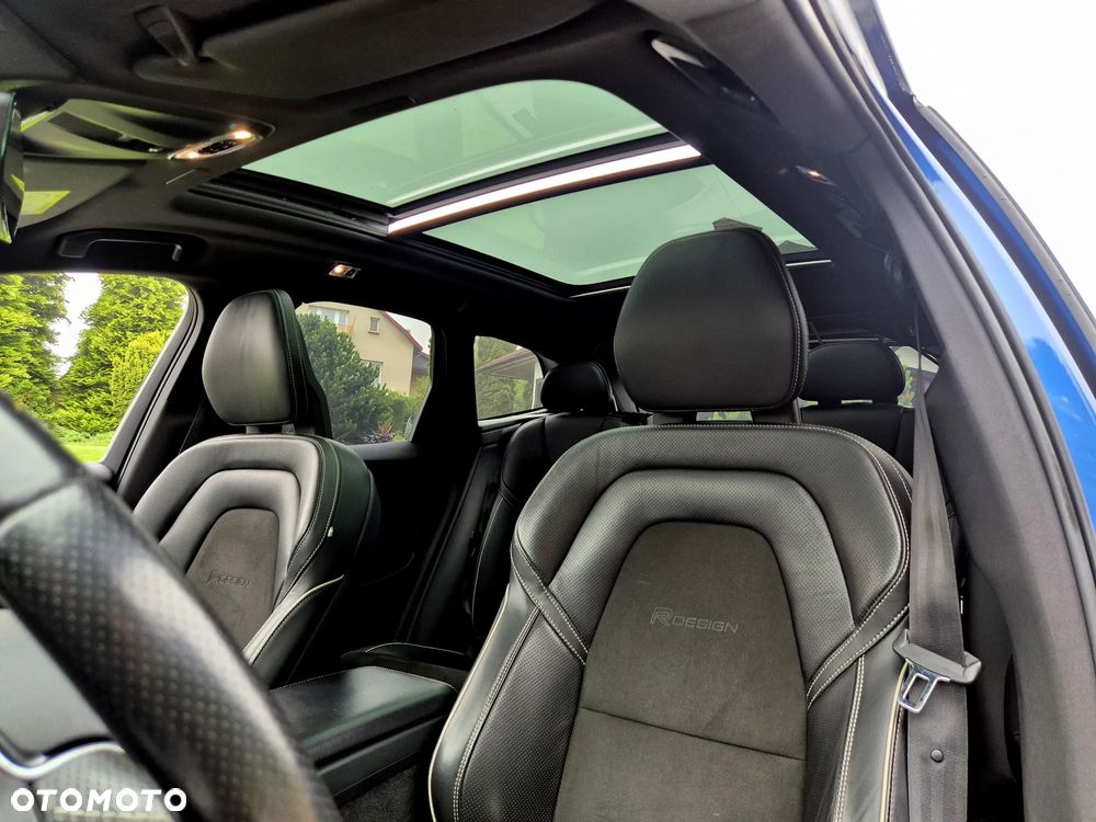 Volvo XC 60 D4 AWD R-Design - 10
