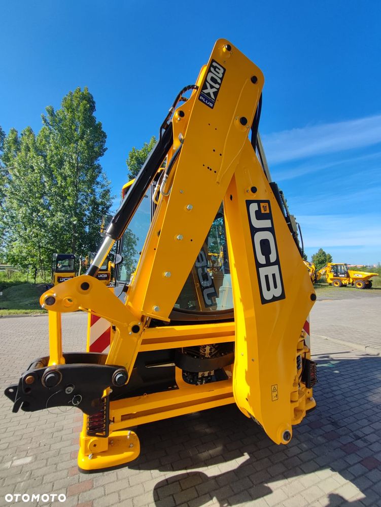 JCB 3CX Plus EH - 33