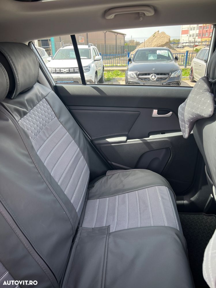 Kia Sportage 2.0 DSL 6AT 4x4 Style - 11