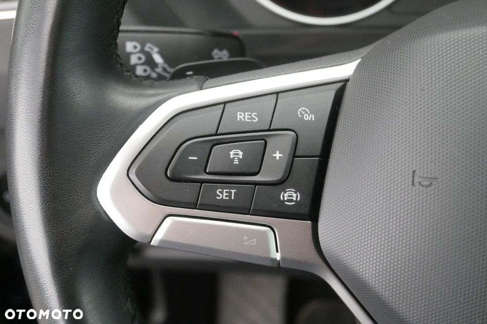 Volkswagen Tiguan 2.0 TDI Life DSG - 24