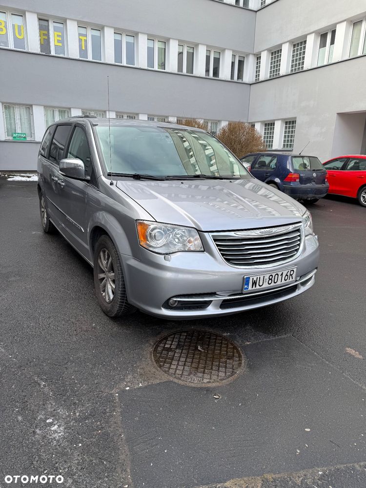 Chrysler Town & Country 3.6 Limited - 5