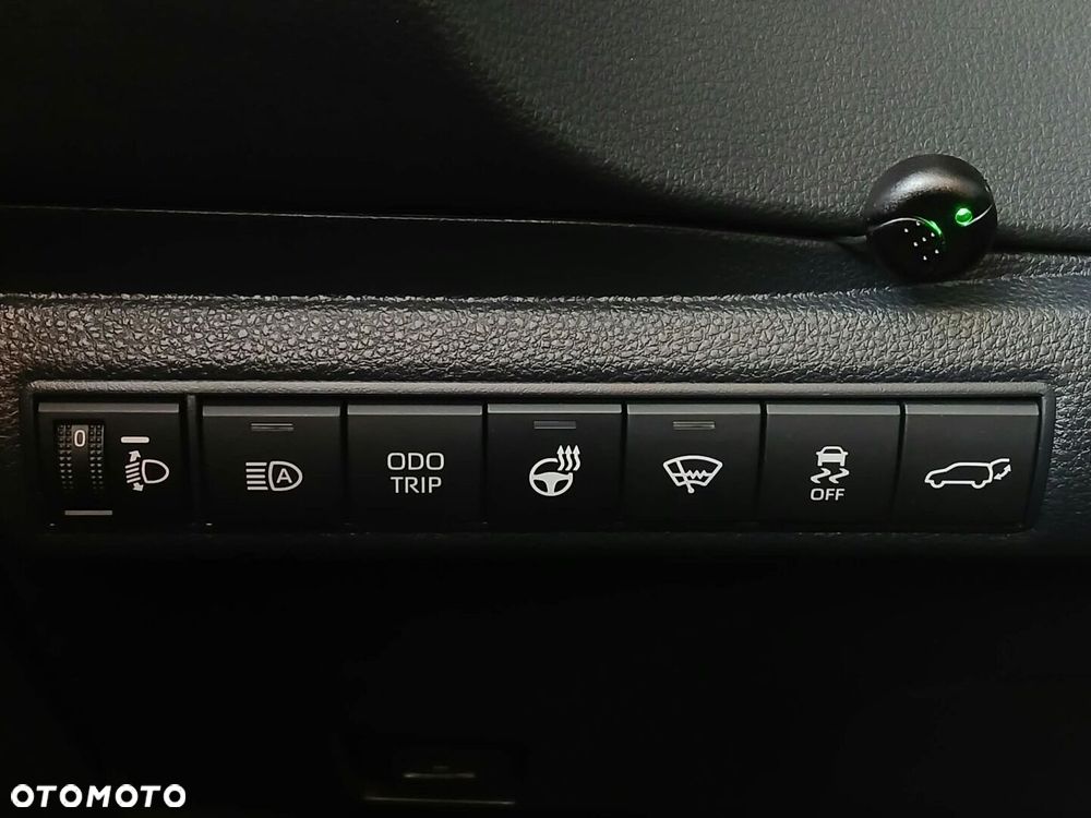 Toyota Corolla 1.8 Hybrid Style - 21