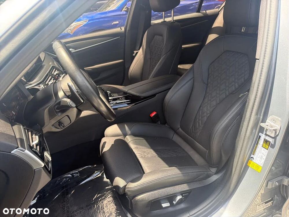 BMW Seria 5 530i - 14