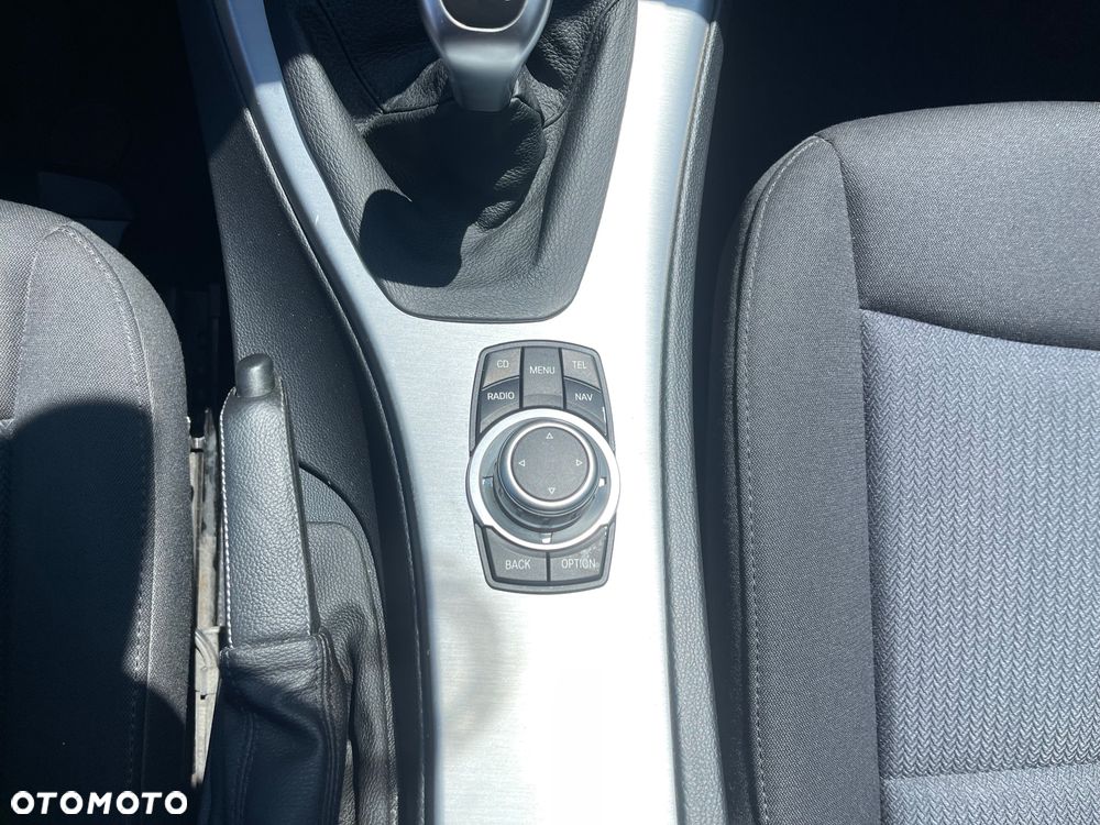 BMW Seria 3 316d - 10