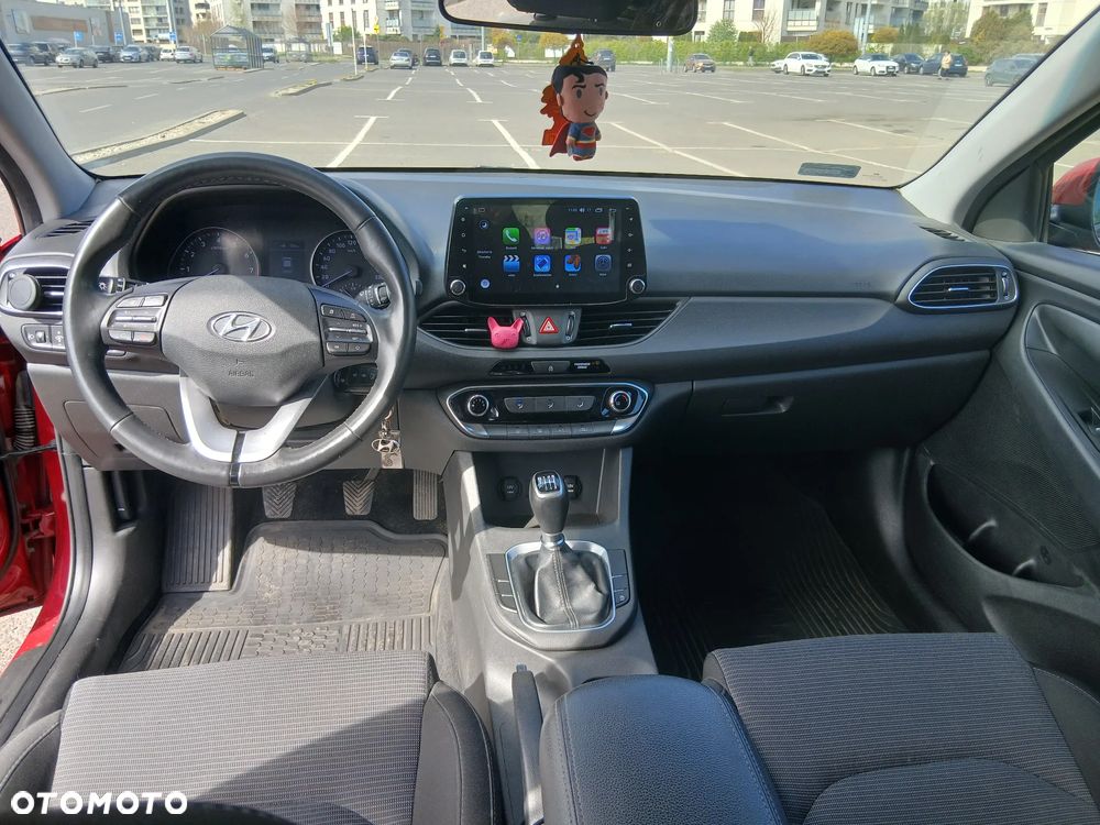 Hyundai i30 1.4 Classic + - 8