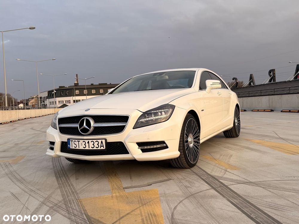 Mercedes-Benz CLS 500 BlueEffICIENCY - 23