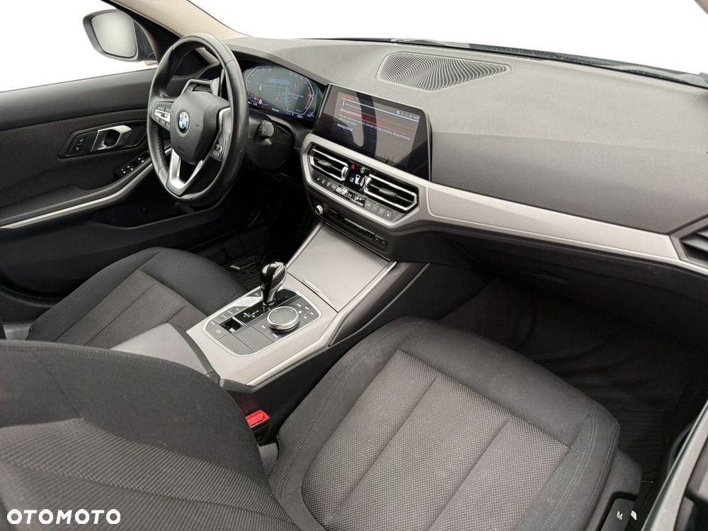 BMW Seria 3 - 15