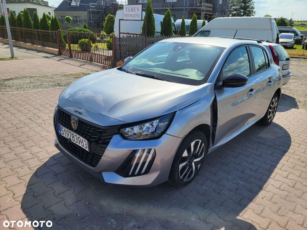 Peugeot 208 Benzin 100 Allure - 14