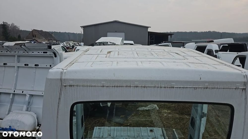 MASTER III MOVANO dach - 1