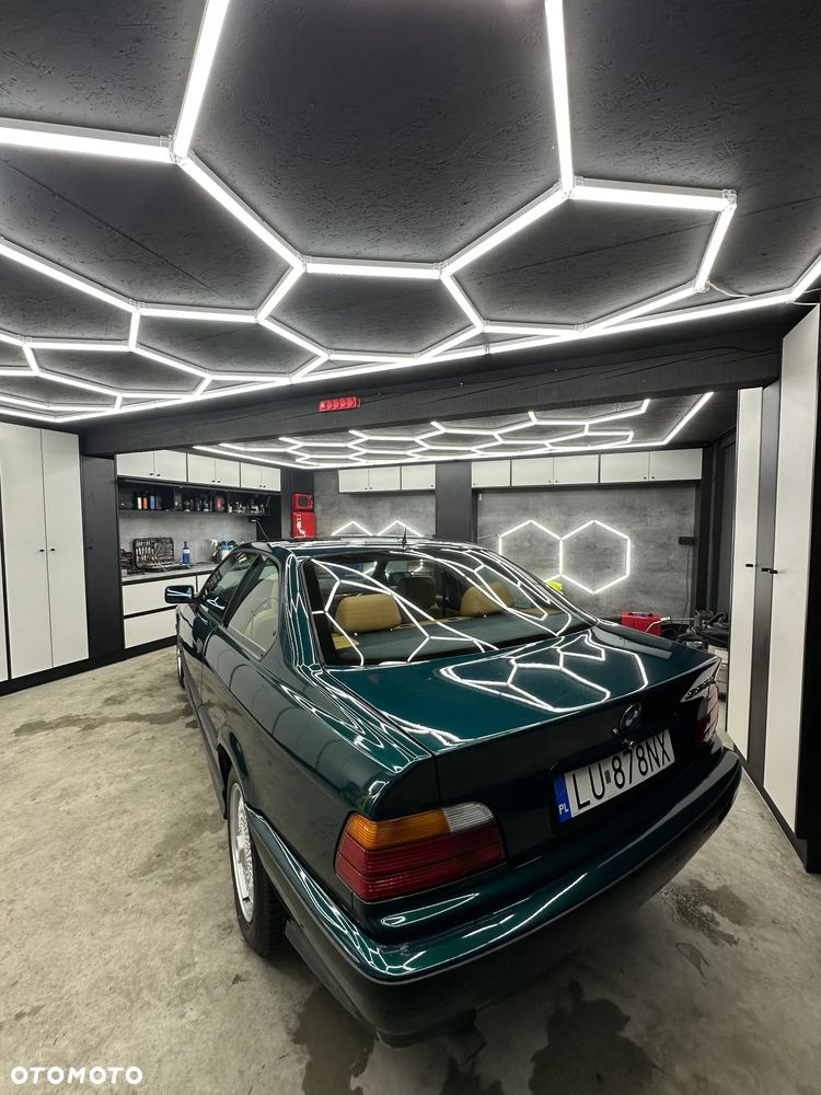 BMW Seria 3 - 12