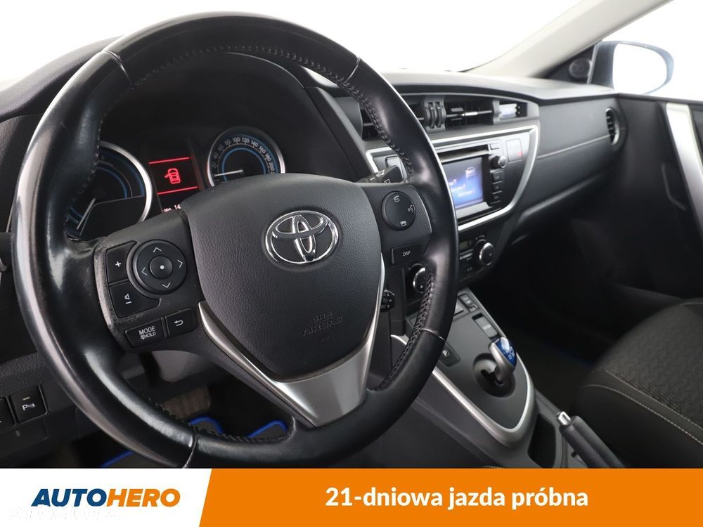 Toyota Auris - 12