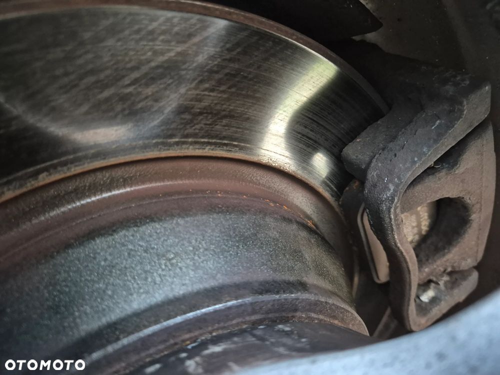 Ford Galaxy 2.0 Titanium - 33