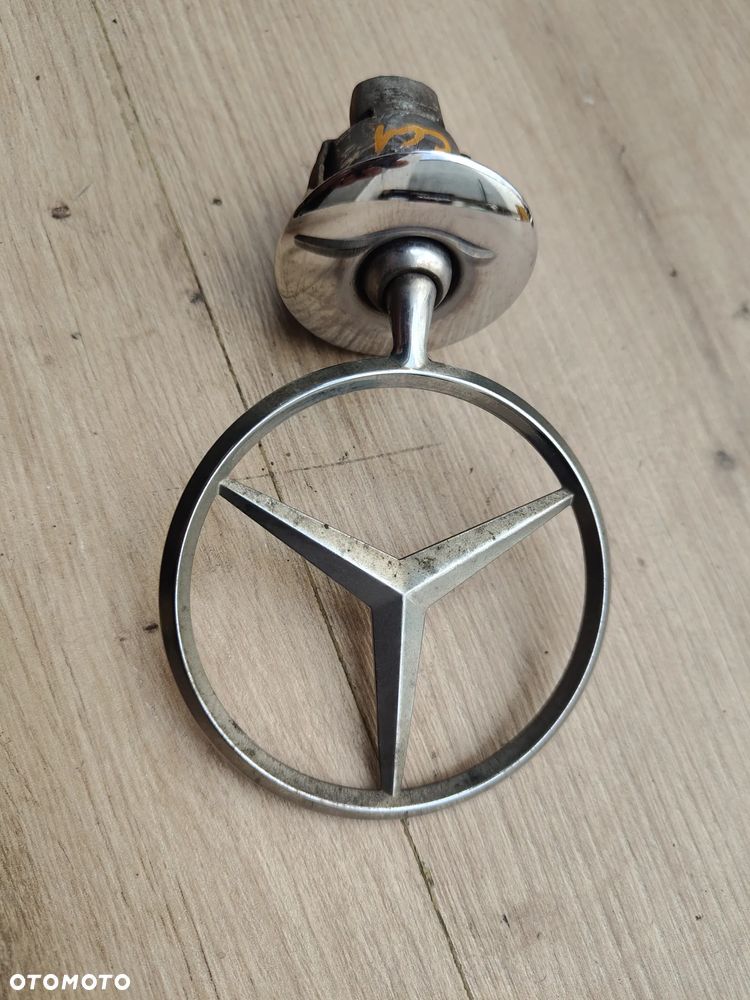 MERCEDES W210 W211 W220 W221 W203 W212 CELOWNIK MASKI EMBLEMAT ZNACZEK - 25