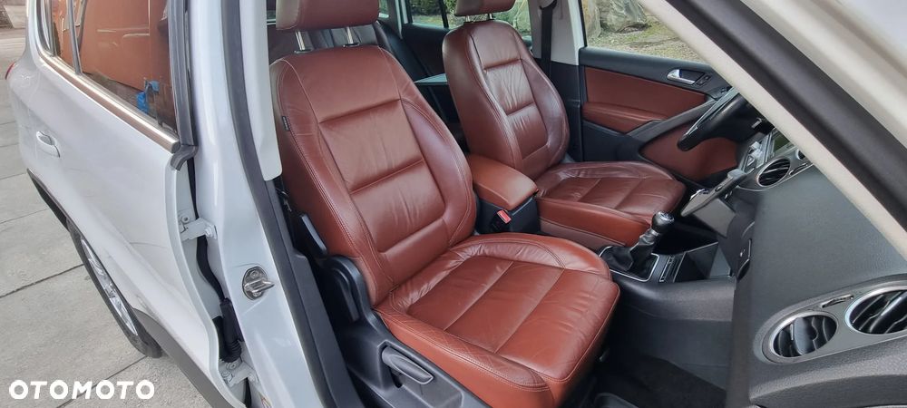 Volkswagen Tiguan 2.0 TDI DPF 4Motion Sport & Style - 24