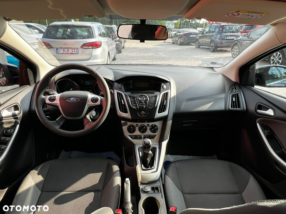 Ford Focus 1.0 EcoBoost Trend - 6