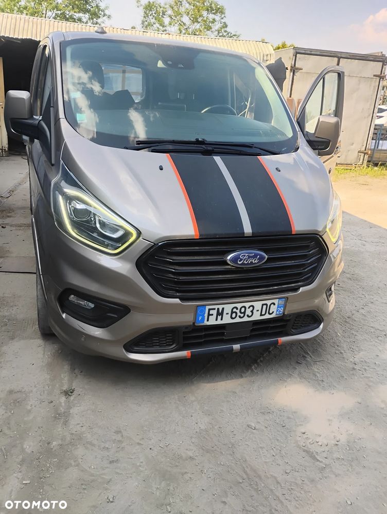 Ford Tourneo Custom 2.0 EcoBlue Hybrid L1 Titanium - 2