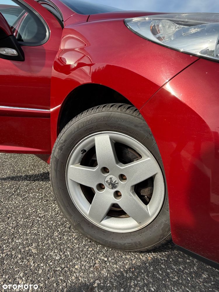 Peugeot 207 95 VTi Premium - 23