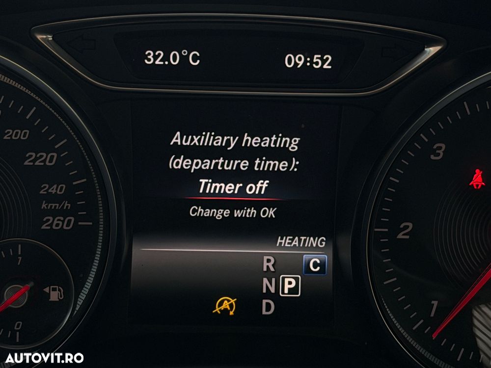 Mercedes-Benz CLA 200 - 33