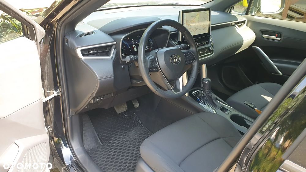 Toyota Corolla Cross 2.0 Hybrid Comfort - 15