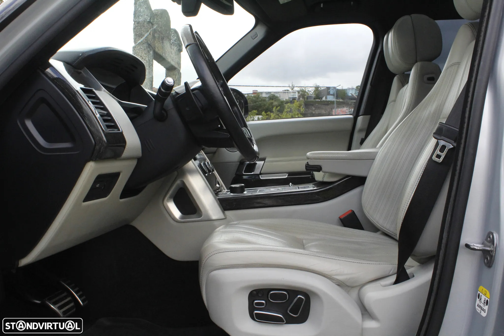 Land Rover Range Rover 4.4 SDV8 Autobiography - 8