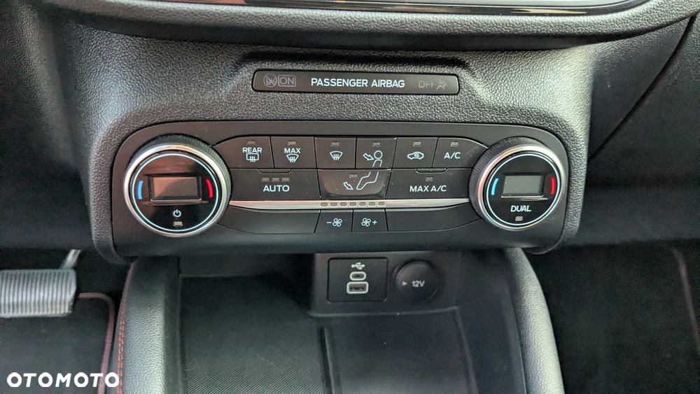 Ford Kuga 2.5 FHEV AWD ST-Line - 16