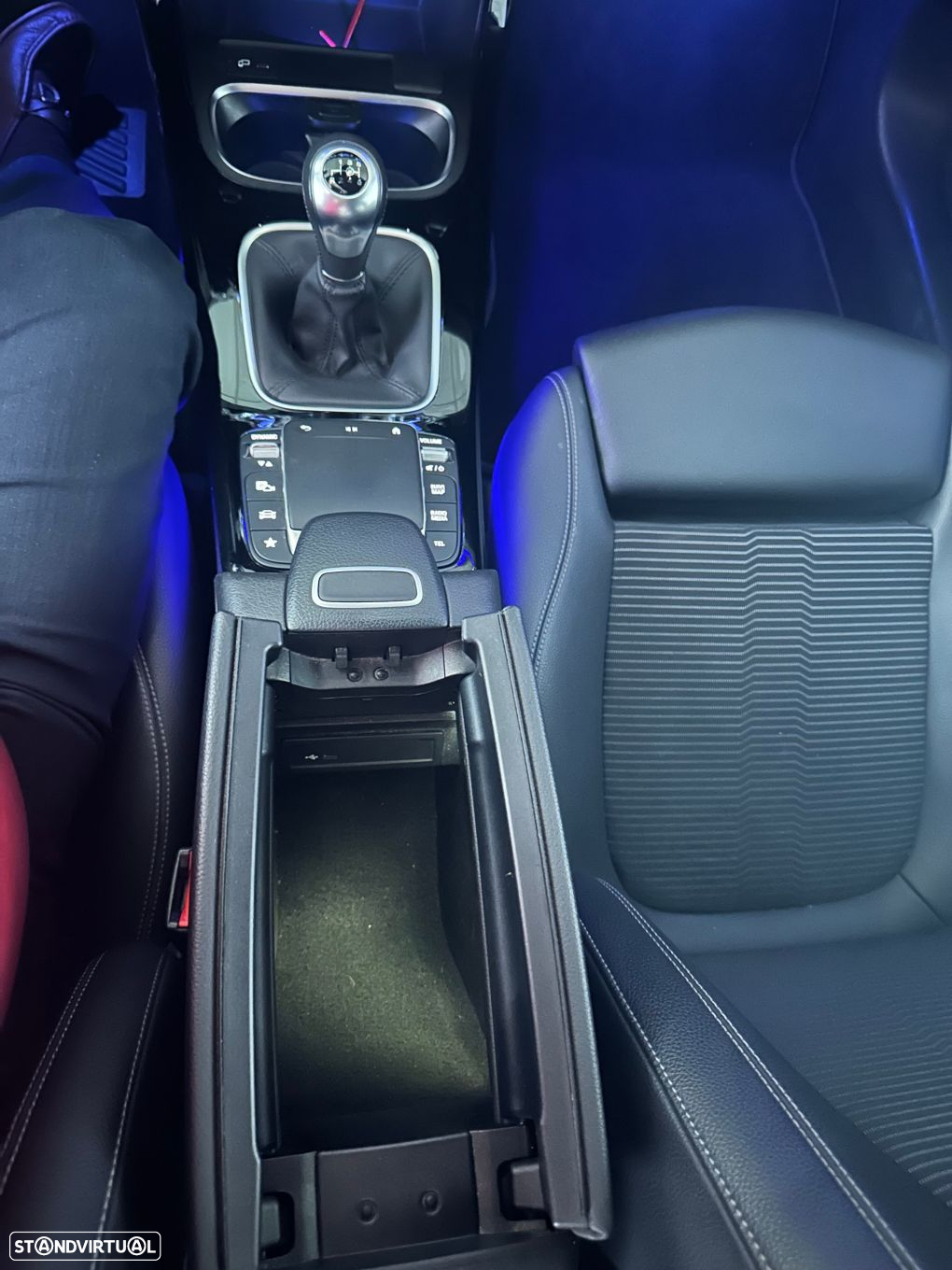 Mercedes-Benz A 180 d Progressive - 31
