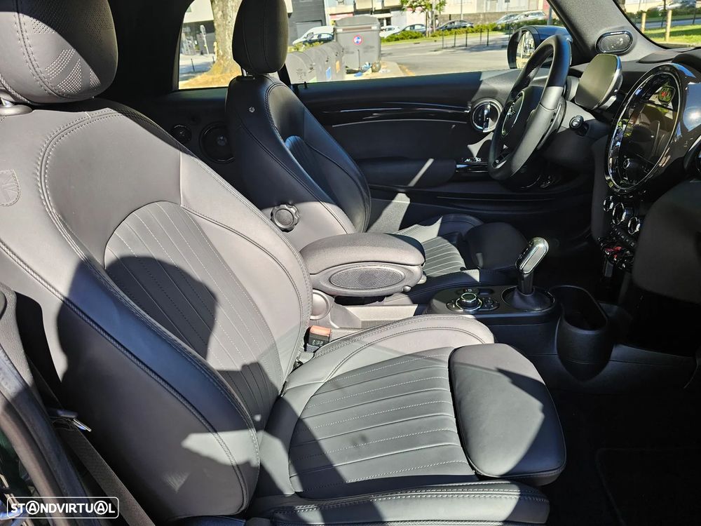 MINI Cabrio John Cooper Works Plus Auto Desportiva - 18