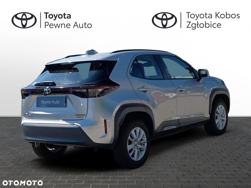 Toyota Yaris Cross Hybrid 1.5 Comfort 4x4 - 7