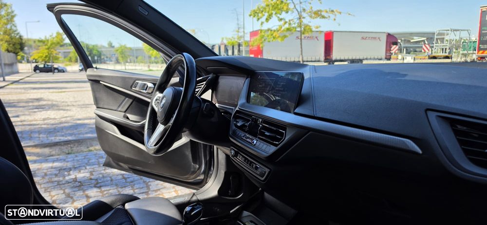 BMW 116 d Pack Desportivo M Auto - 21