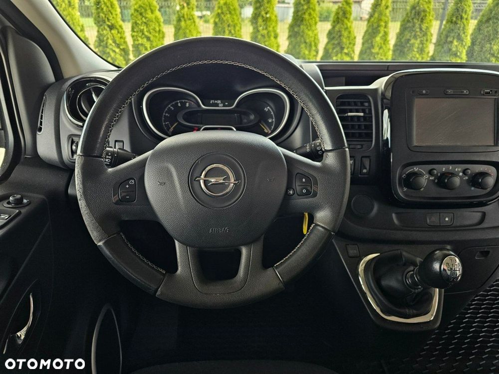 Opel Vivaro - 14