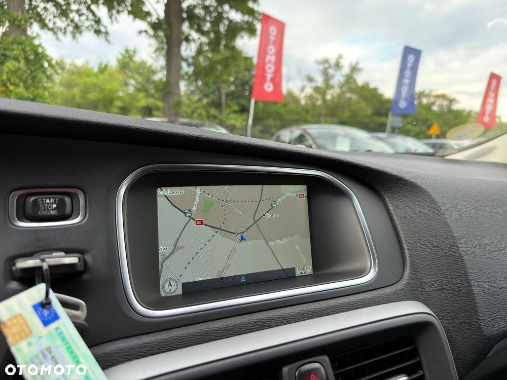 Volvo V40 D2 R-Design Momentum - 35