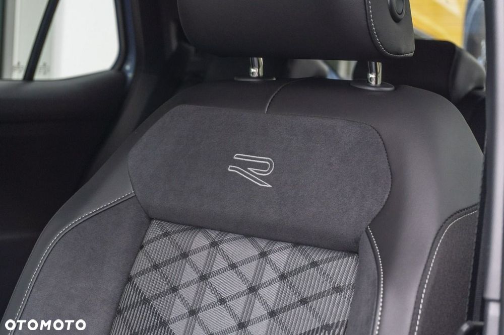 Volkswagen T-Cross - 13