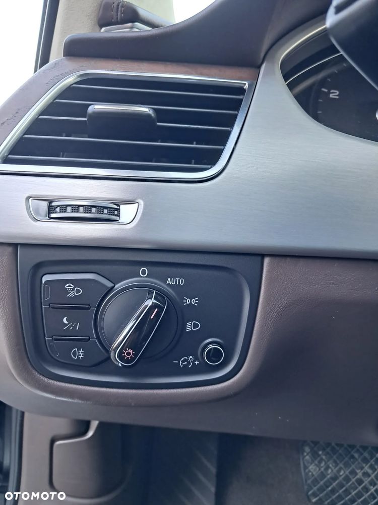 Audi A8 4.2 TDI DPF quattro tiptronic - 30