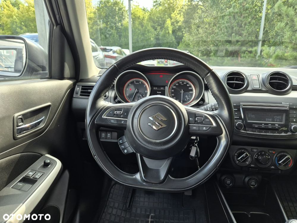 Suzuki Swift 1.2 Dualjet SHVS Premium - 5