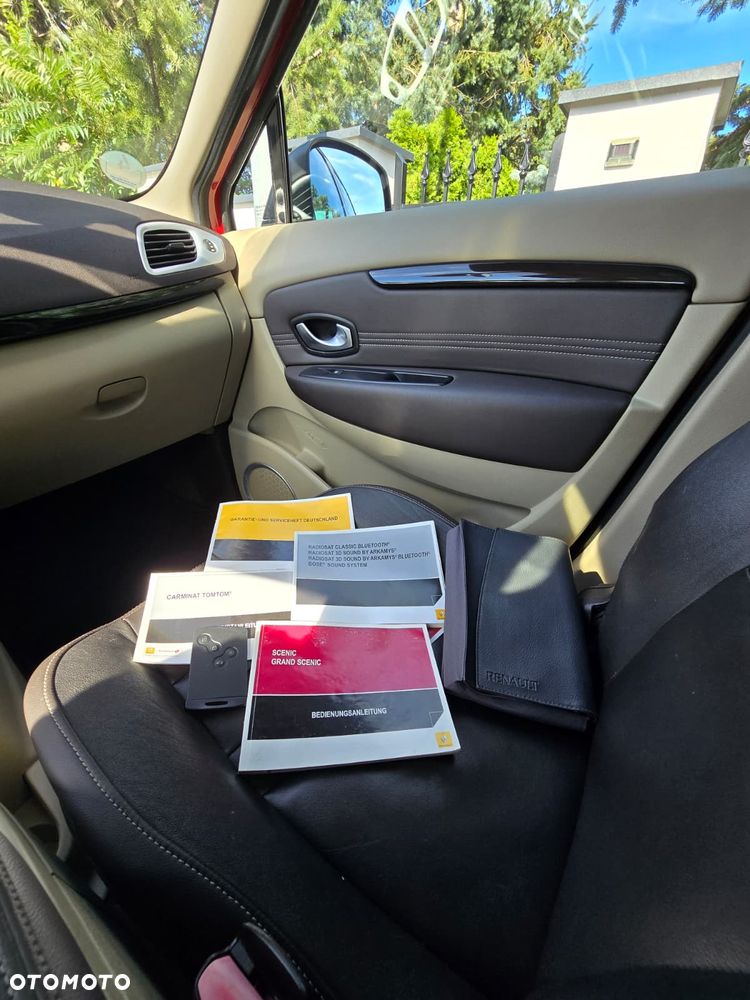 Renault Scenic TCe 130 Dynamique - 9