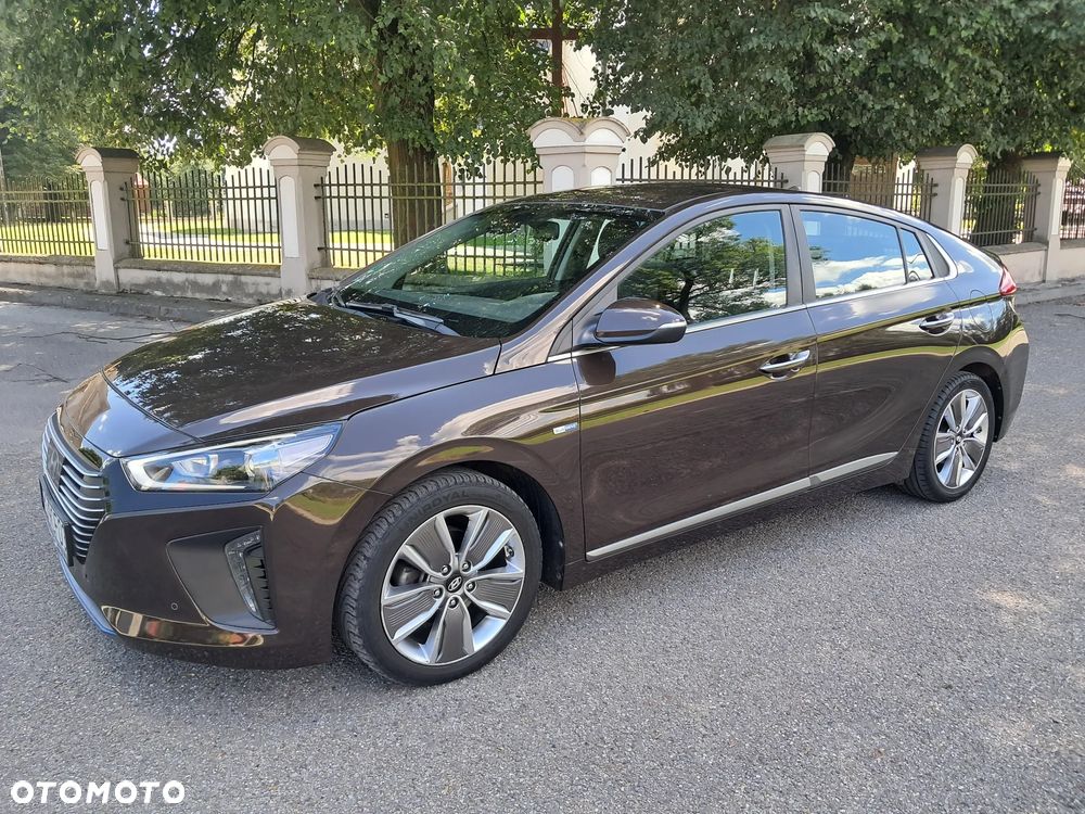 Hyundai IONIQ Hybrid Premium - 6
