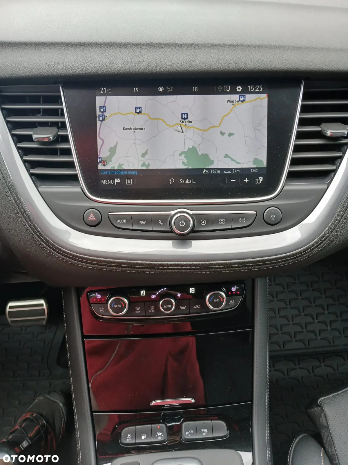 Opel Grandland X Plug-in-Hybrid4 1.6 DI Start/Stop Business INNOVATION - 16