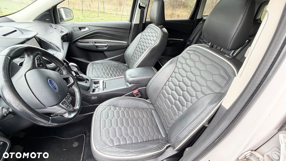 Ford Kuga 2.0 TDCi 4x4 Vignale - 17