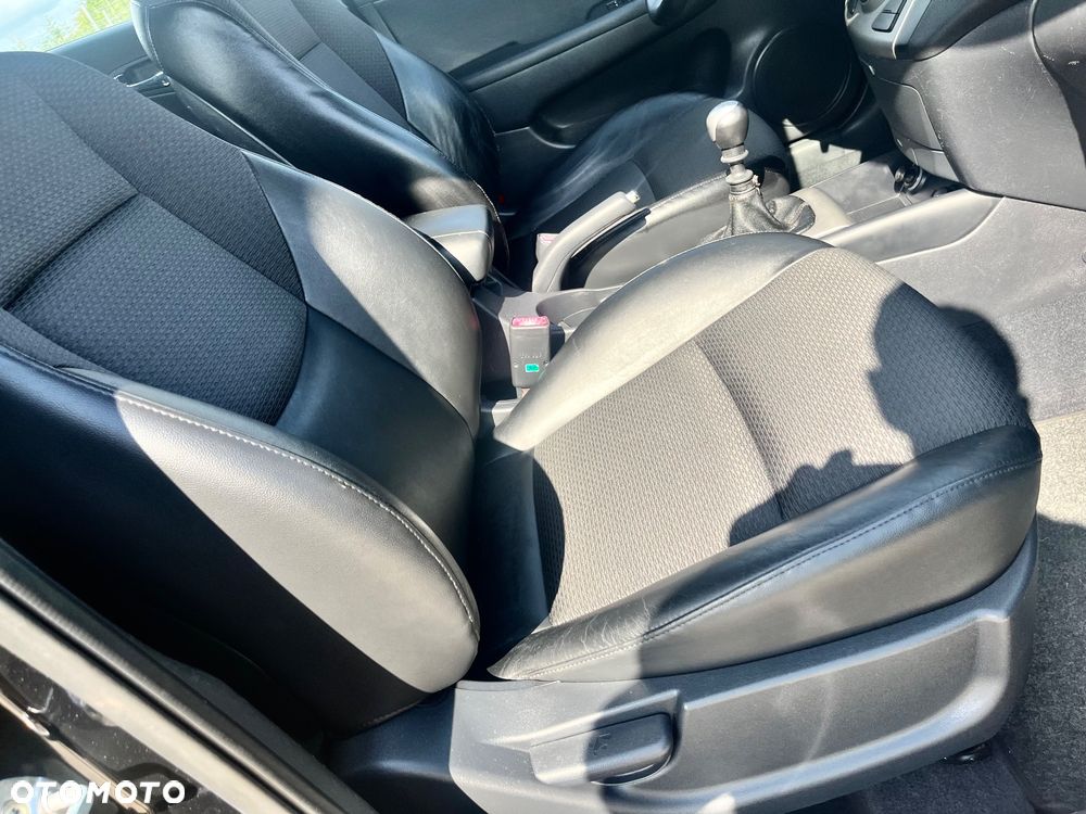 Hyundai i30 2.0 Premium - 10