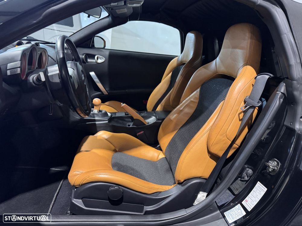 Nissan 350 Z Premium Pack - 12